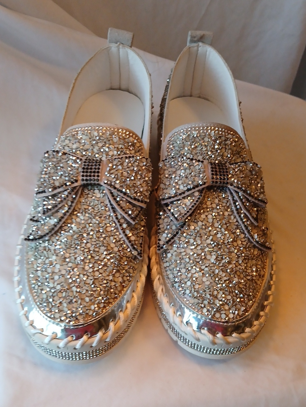 Sparkly Embellished Silver Crystal Beeded Bow Slip-On Loafers Tennis Shoes